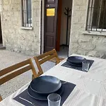 Front Apartments,