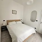 شقة Front Apartments, ليكو