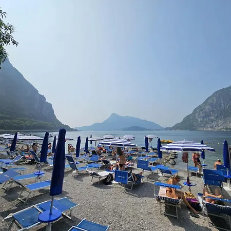 아파트 Front Apartments, *