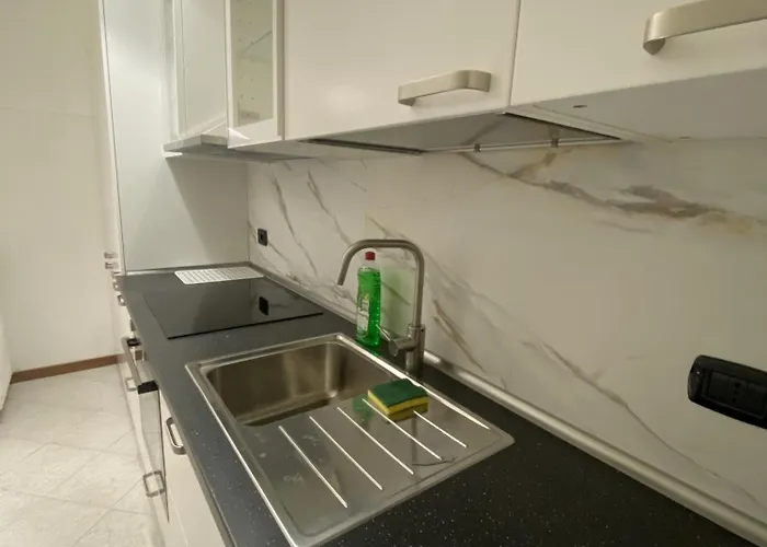 Front Apartments, * Lecco