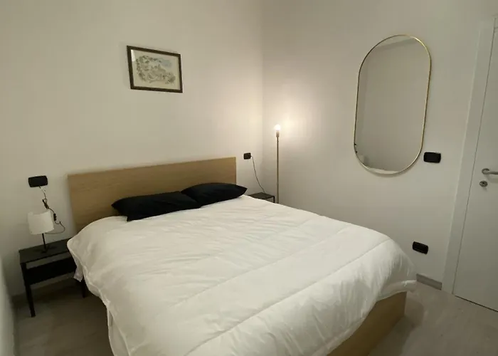 Front Apartments, * Lecco