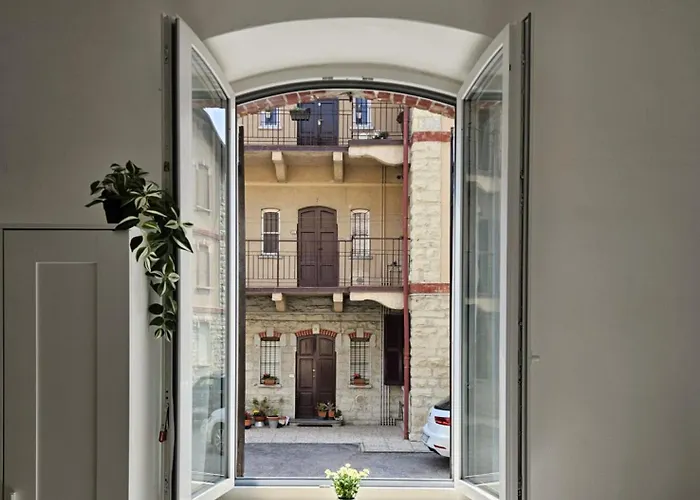 Front Apartments, * Lecco