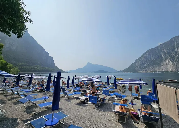 Apartman Front Apartments, *