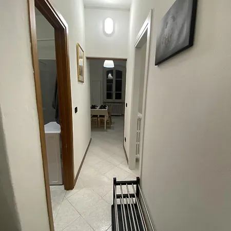 Front Apartments, Lecco